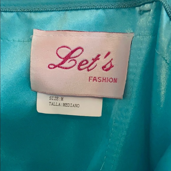 Prom/ Graduation gown - Picture 4 of 5